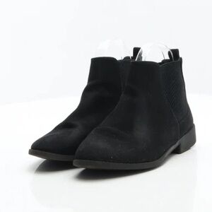 Primark Faux Suede Black Ankle Boots